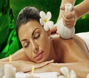 Aroma Massage